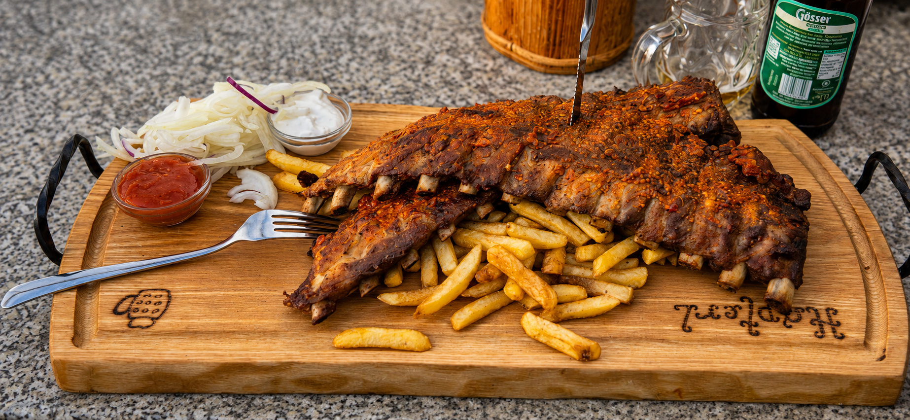 Spareribs mit Pommes im dasHopferl
